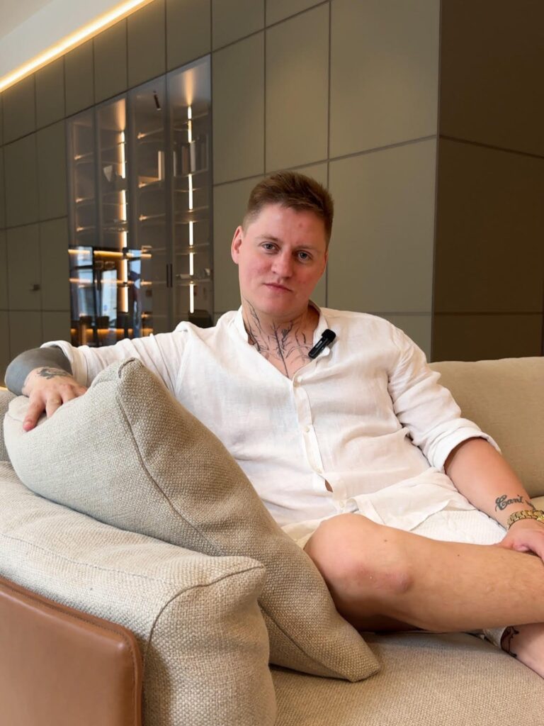 Marcin Zieliński kierownik prac wykończeniowych w firmie bergamot interior design